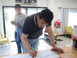 ลงทะเบียนทดสอบความรู้ก่อน และหลังการฝึกอบรม