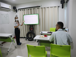 กล่าวต้อนรับพร้อมแนะนำวิทยากร และกิจกรรมฝึกอบรม