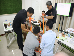 ฝึกและปฏิบัติการณ์ผูกรัดสินค้าเพื่อการขนส่งอย่างปลอดภัย