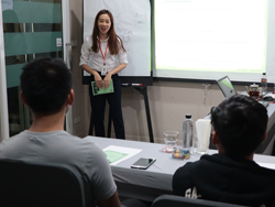 กล่าวต้อนรับพร้อมแนะนำวิทยากร และกิจกรรมฝึกอบรม