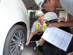 การตรวจสอบสภาพยาง และแรงดันลมยาง