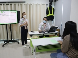 กล่าวต้อนรับพร้อมแนะนำวิทยากรและกิจกรรมฝึกอบรม