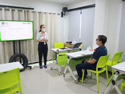 กล่าวต้อนรับพร้อมแนะนำวิทยากร และกิจกรรมฝึกอบรม
