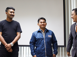 บทบาทหน้าที่ของพนักงานขับรถมืออาชีพ และการรักษาเวลา