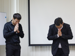 มารยาท และการทักทายอย่างมืออาชีพ