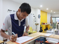 ลงทะเบียนรับเอกสารประกอบการฝึกอบรม