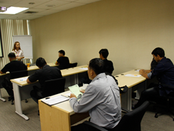 กล่าวต้อนรับพร้อมแนะนำวิทยากร และสถานที่ฝึกอบรม
