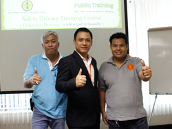 เทคนิคการขับรถอย่างปลอดภัย Safety Driving Training Course