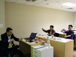 เทคนิคการขับรถเชิงป้องกันอุบัติเหตุ Defensive Driving Technique โดยอาจารย์อภิรัติ  คำสายพรม