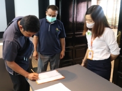 ลงทะเบียนรับเอกสารประกอบการฝึกอบรม