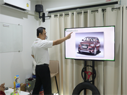 การตรวจสอบความปลอดภัยรอบตัวรถด้วยกระบวนการ KYT