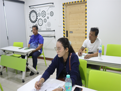 เทคนิคการขับรถเชิงป้องกันอุบัติเหตุ โดยอาจารย์อภิรัติ  คำสายพรม