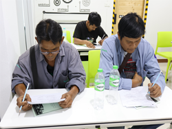 ลงทะเบียนรับเอกสารประกอบการฝึกอบรม