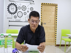 ลงทะเบียนรับเอกสารประกอบการฝึกอบรม