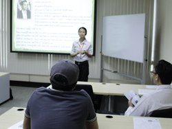 กล่าวต้อนรับพร้อมแนะนำกิจกรรมฝึกอบรม