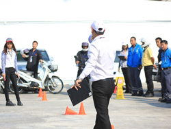 ฝึกและทดสอบทักษะการขับ  เชิงสถานะการณ์