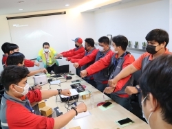 เทคนิคการขับขี่รถจักรยานยนต์เชิงป้องกันอุบัติเหตุ