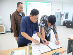 ลงทะเบียนรับเอกสารประกอบการฝึกอบรม