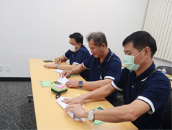 การสื่อสาร และการปฏิบัติงานตามคำสั่งอย่างมืออาชีพ
