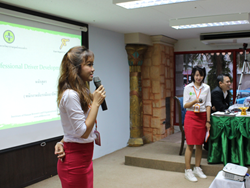 กล่าวต้อนรับพร้อมกระตุ้นการเรียนรู้ก่อนการฝึกอบรม