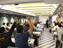 เทคนิคการขับรถเชิงป้องกันอุบัติเหตุ Defensive Driving technique โดยอาจารย์อภิรัติ  คำสายพรม