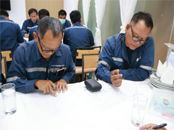 ลงทะเบียนรับเอกสารประกอบการฝึกอบรม