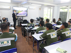 เทคนิคการขับรถเชิงป้องกันอุบัติเหตุ โดยอาจารย์อภิรัติ  คำสายพรม