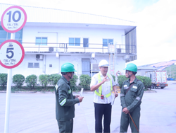 ครูฝึกสรุปผลการตรวจประเมินพร้อมให้คำแนะนำเพิ่มเติม