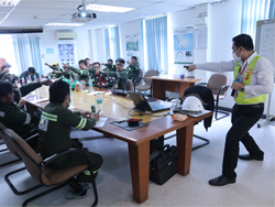 เทคนิคการขับและการรับมือกับสถานการณ์ฉุกเฉิน