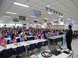 เทคนิคการขับรถเชิงป้องกันอุบัติเหตุ โดยอาจารย์อภิรัติ  คำสายพรม