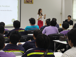 กล่าวต้อนรับพร้อมแนะนำวิทยากร และกิจกรรมฝึกอบรม