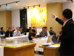 บทบามและหน้าที่ของพนักงานขับรถมืออาชีพ