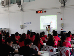 กฎหมายจราจรทางบกเพื่อการขับขี่เชิงป้องกันอุบัติเหตุ Traffic Lews for Safety Driving โดยอาจารย์อภิรัติ  คำสายพรม