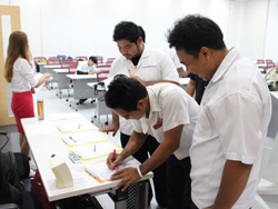 ลงทะเบียนรับเอกสารประกอบการฝึกอบรม