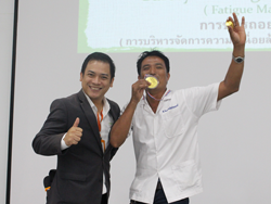 ให้รางวัลกับกลุ่มที่สามารถทำคะแนนได้สูงสุด