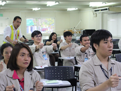 เทคนิคการบังคับควบคุมยานพาหนะ และการรับมือกับสถานการณ์ฉุกเฉิน Steering Control and Emergency Response