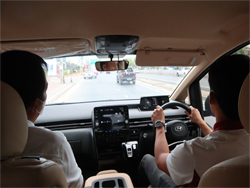 ฝึกและประเมินทักษะการขับรถเชิงป้องกันอุบัติเหตุบนการจราจรจริง