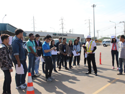 เทคนิคการขับรถในสถานการณ์ต่าง Skill Driving Technique