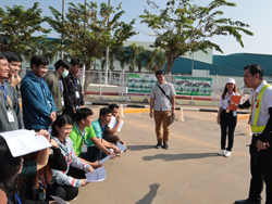 ทบทวนเทคนิคการขับรถ และหลักปฏิบัติเพื่อการฝึก