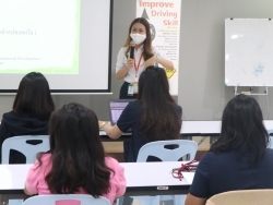 กล่าวต้อนรับพร้อมแนะนำวิทยากร และกิจกรรมฝึกอบรม