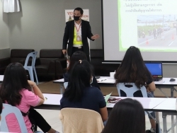 เทคนิคการขับรถเชิงป้องกันอุบัติเหตุ โดยอาจารย์อภิรัติ  คำสายพรม
