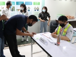ลงทะเบียนรับเอกสารประกอบการฝึกอบรม