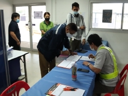 ลงทะเบียนรับเอกสารประกอบการฝึกอบรม