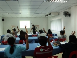 กฎหมายจราจรทางบกเพื่อการขับรถอย่างปลอดภัย
