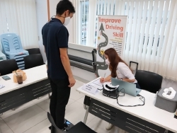 ตรวจประเมินความเสี่ยงที่มีผลต่อภาวะหลับในขณะขับรถ