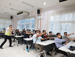 การบังคับควบคุมยานพาหนะและการรับมือกับสถานการณ์ฉุกเฉิน