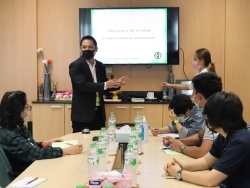 เทคนิคการขับรถเชิงป้องกันอุบัติเหตุ Defensive Driving  โดยอาจารย์อภิรัติ  คำสายพรม