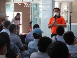ผู้บริหารหน่วยงาน Transport กล่าวทักทาย พร้อมเน้นย้ำมาตรฐานความปลอดภัยขององค์กร