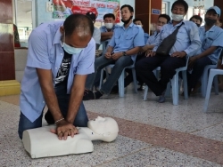 การกู้ฟื้นคืนชีพด้วยเทคนิค CPR