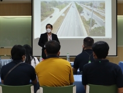 กฎหมายจราจรทางบกเพื่อการขับรถอย่างปลอดภัย